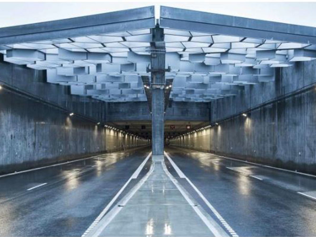 Tunnel